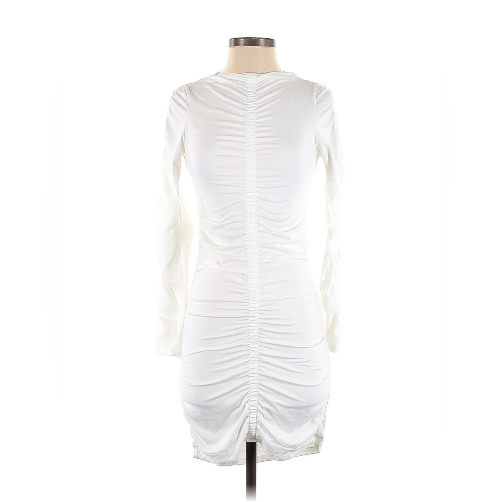 NWOT H&M White long sleeve ruched bodycon dress